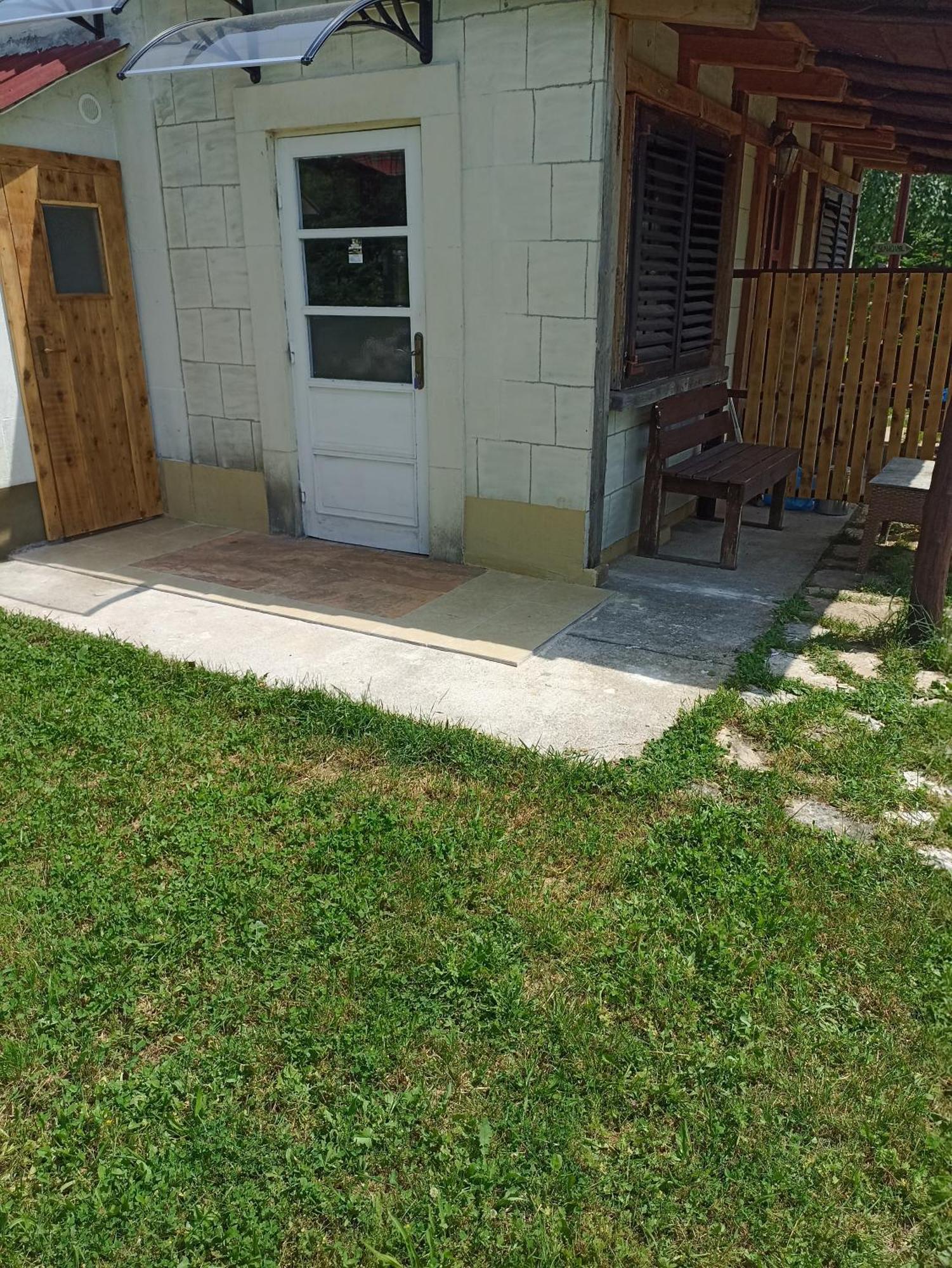 Belette Apartments Nikšić Rom bilde